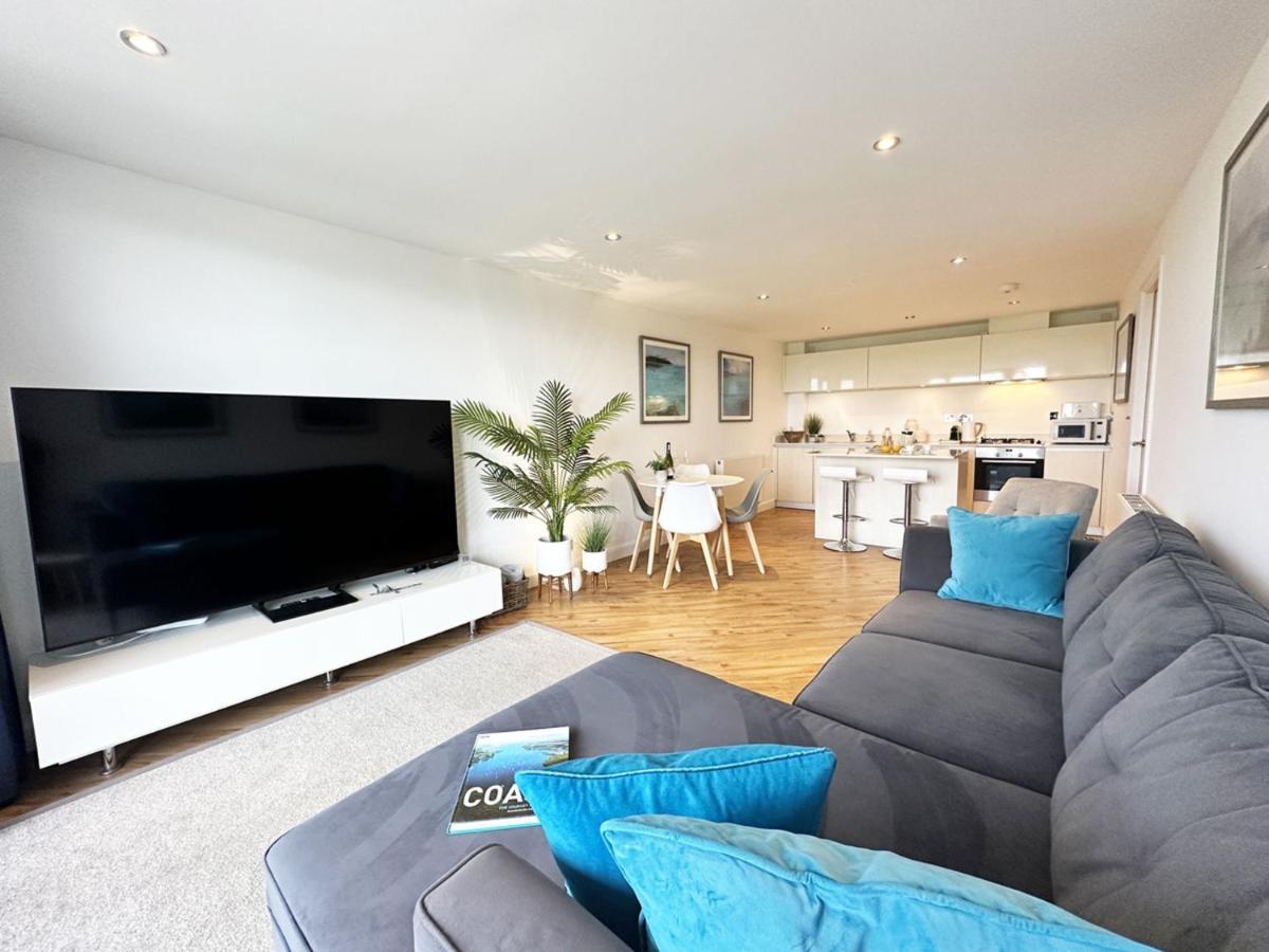24 Zinc * Newquay (Cornwall)